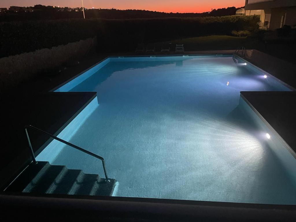 Albufeira Malpique Beach Apartment מראה חיצוני תמונה